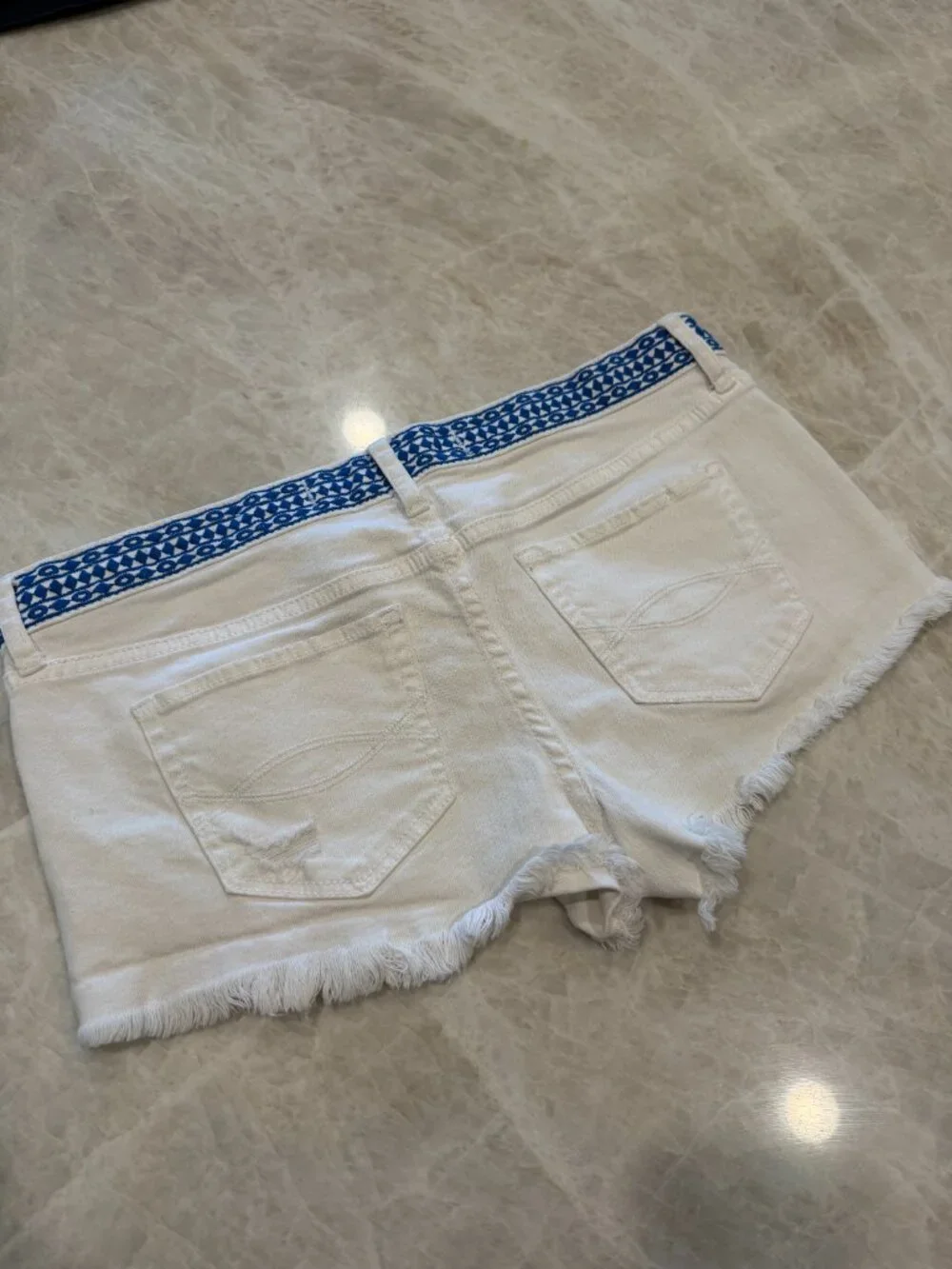 Abercrombie & Fitch abercrombie fitch